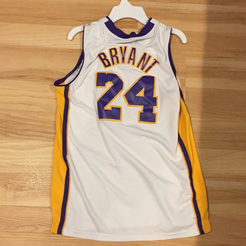 Stitched Kobe Bryant jersey